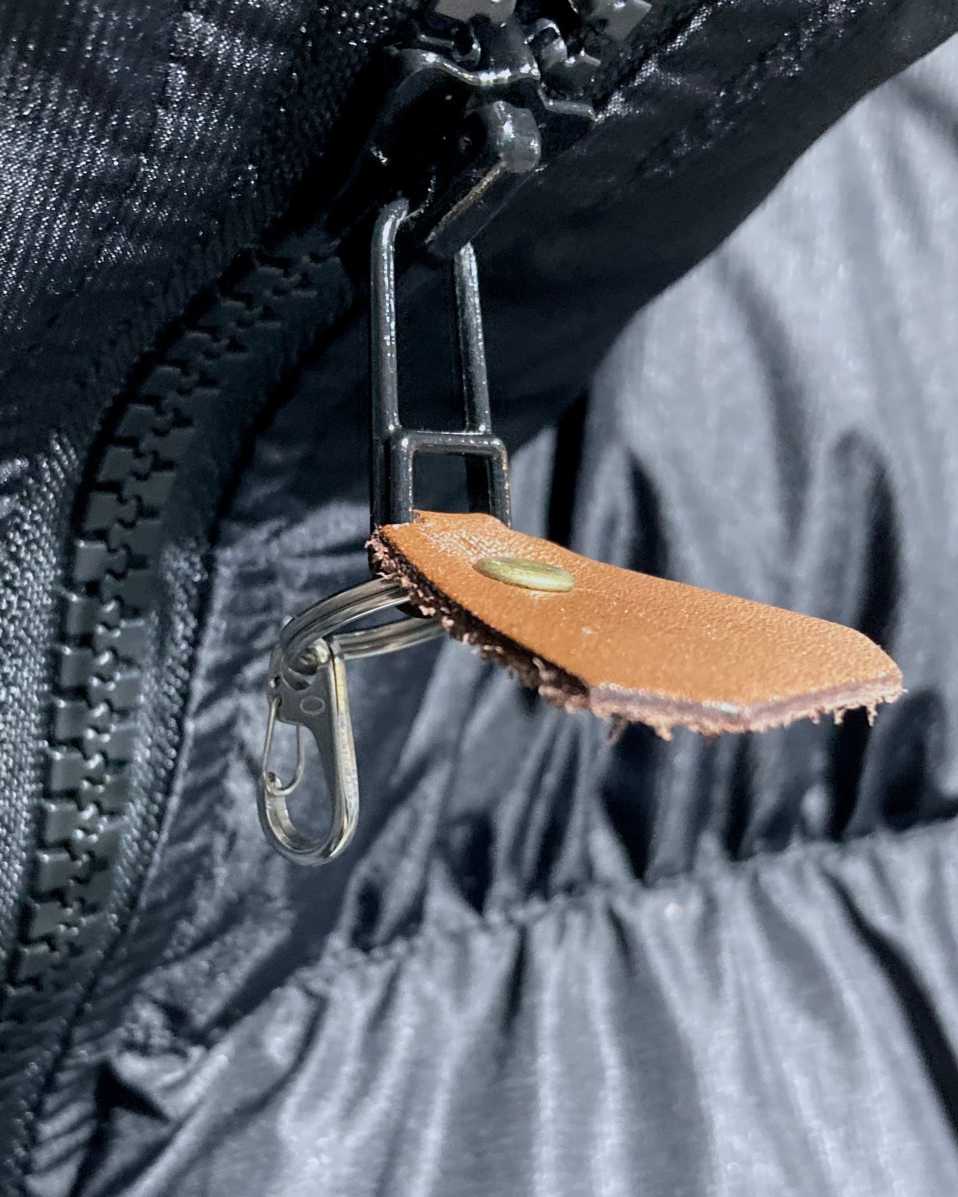 REFOMED / MANUAL DOWN VEST - Black