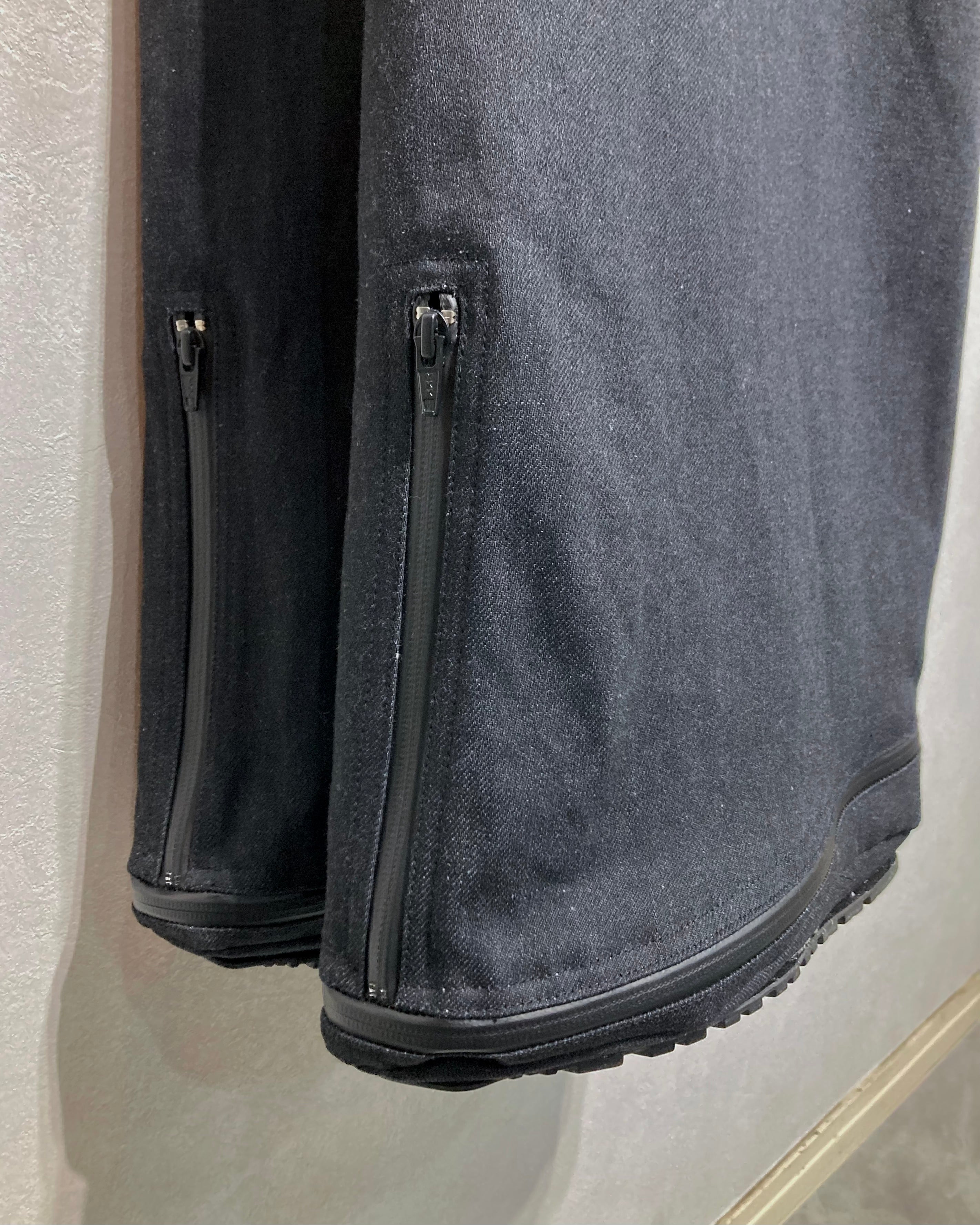 OPPOSE DUALITY / 6POCKET SUB ONG VIBRAM DENIM TROUSERS - Blackgray