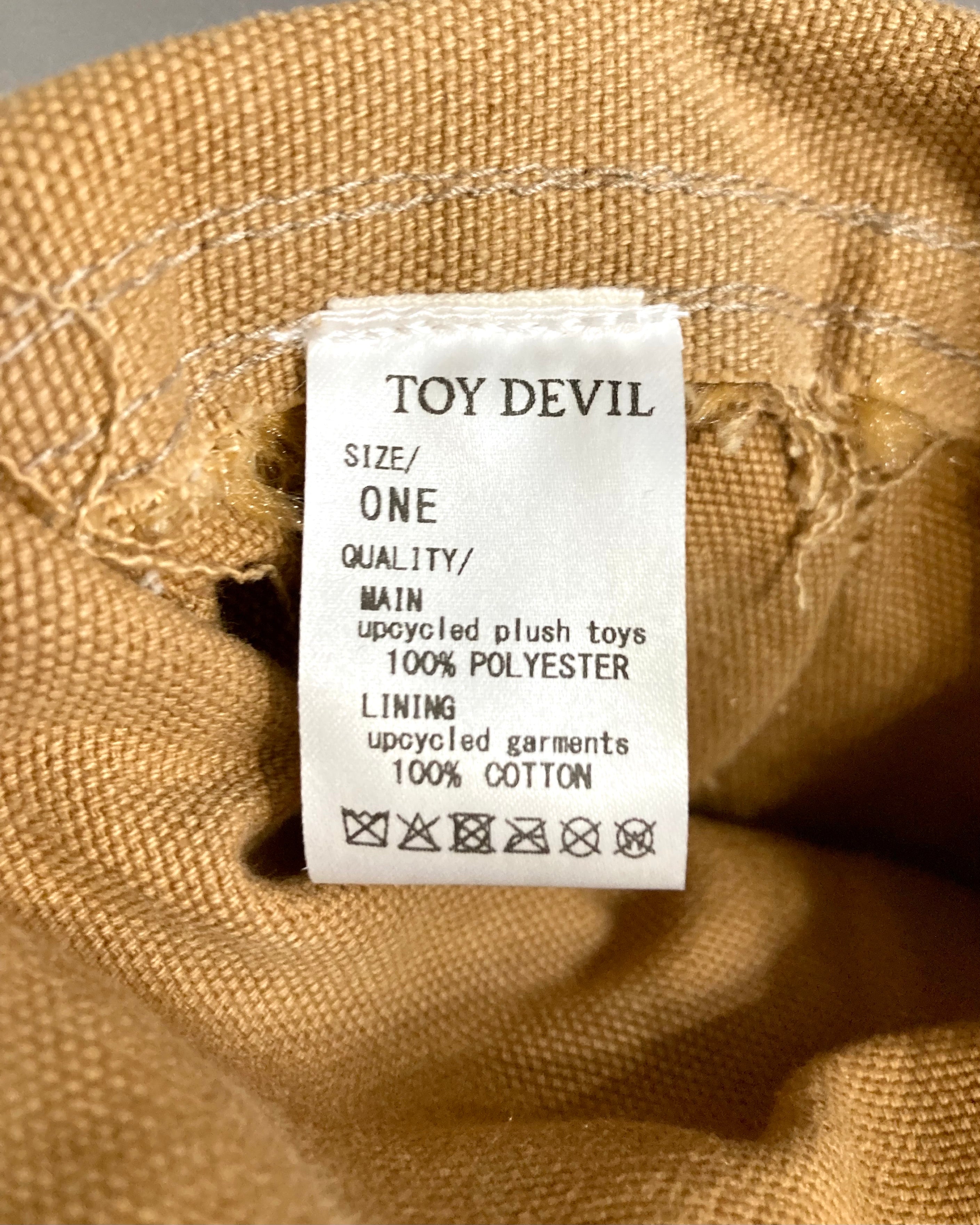 TOY DEVIL / PLUSHTOY GLOVE BAG