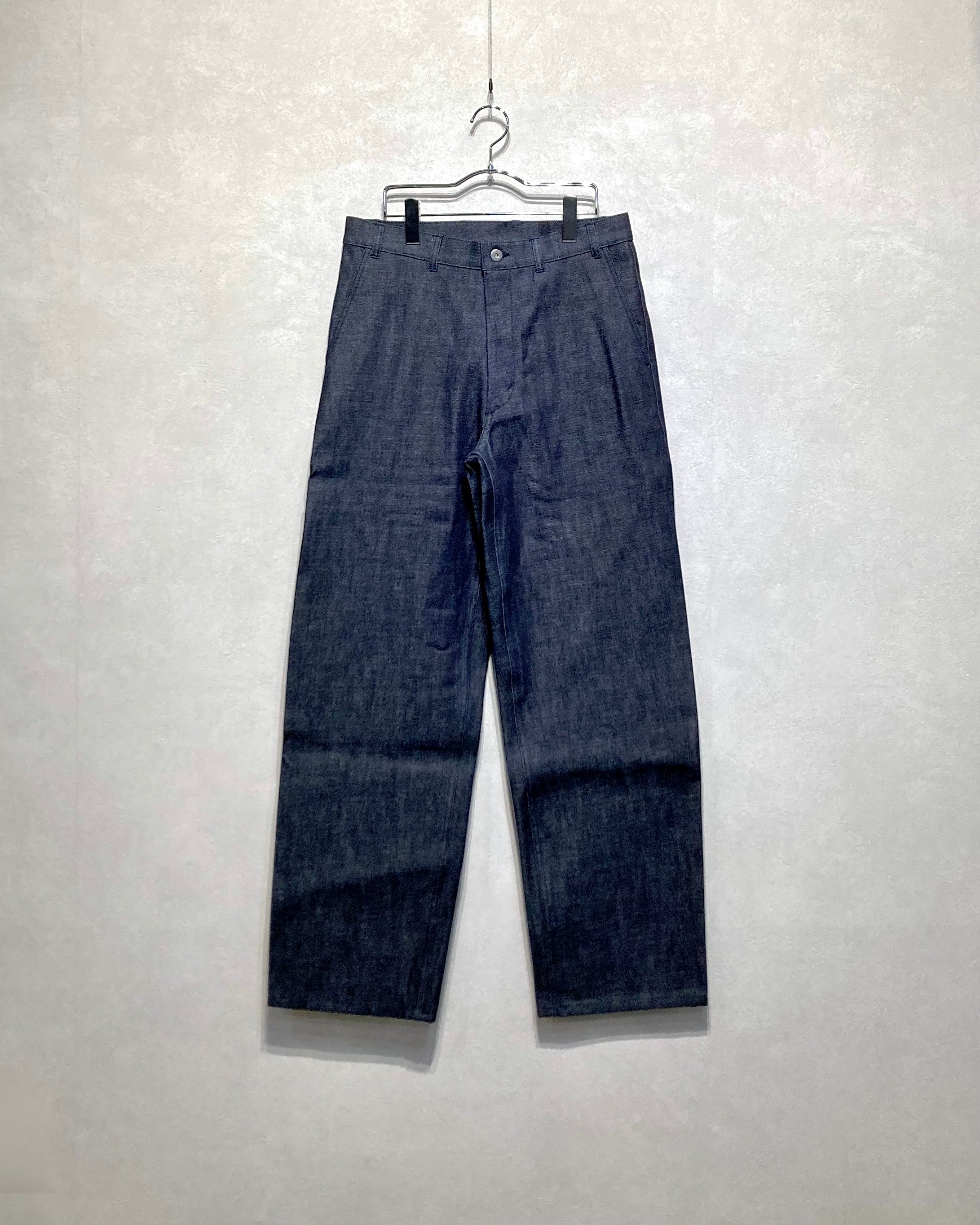 ISSUETHINGS / TYPE104/Pants/Non-washed - Indigo blue