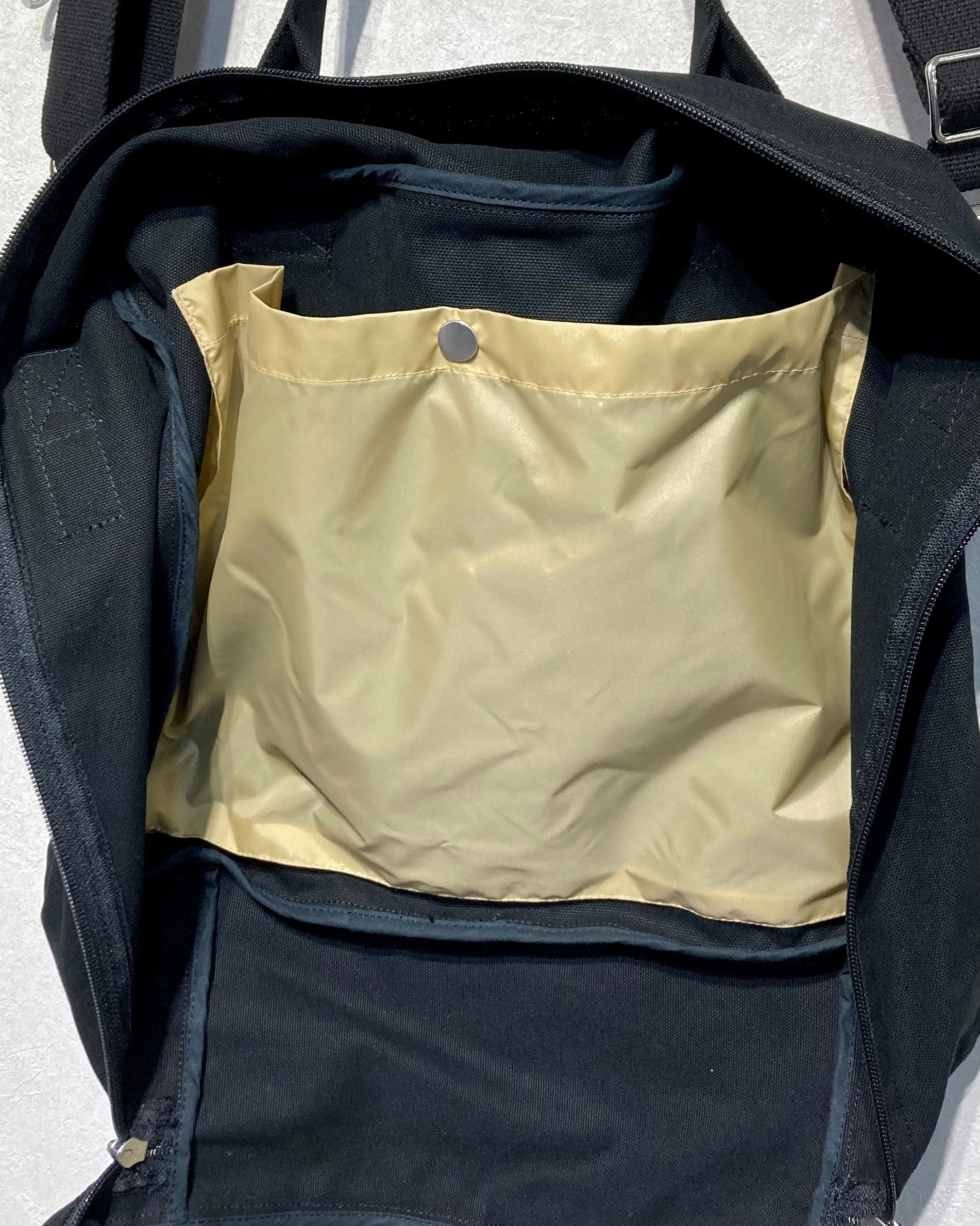 ABELIA EDOWARD GOUCHA / STRIDE BAG - Black