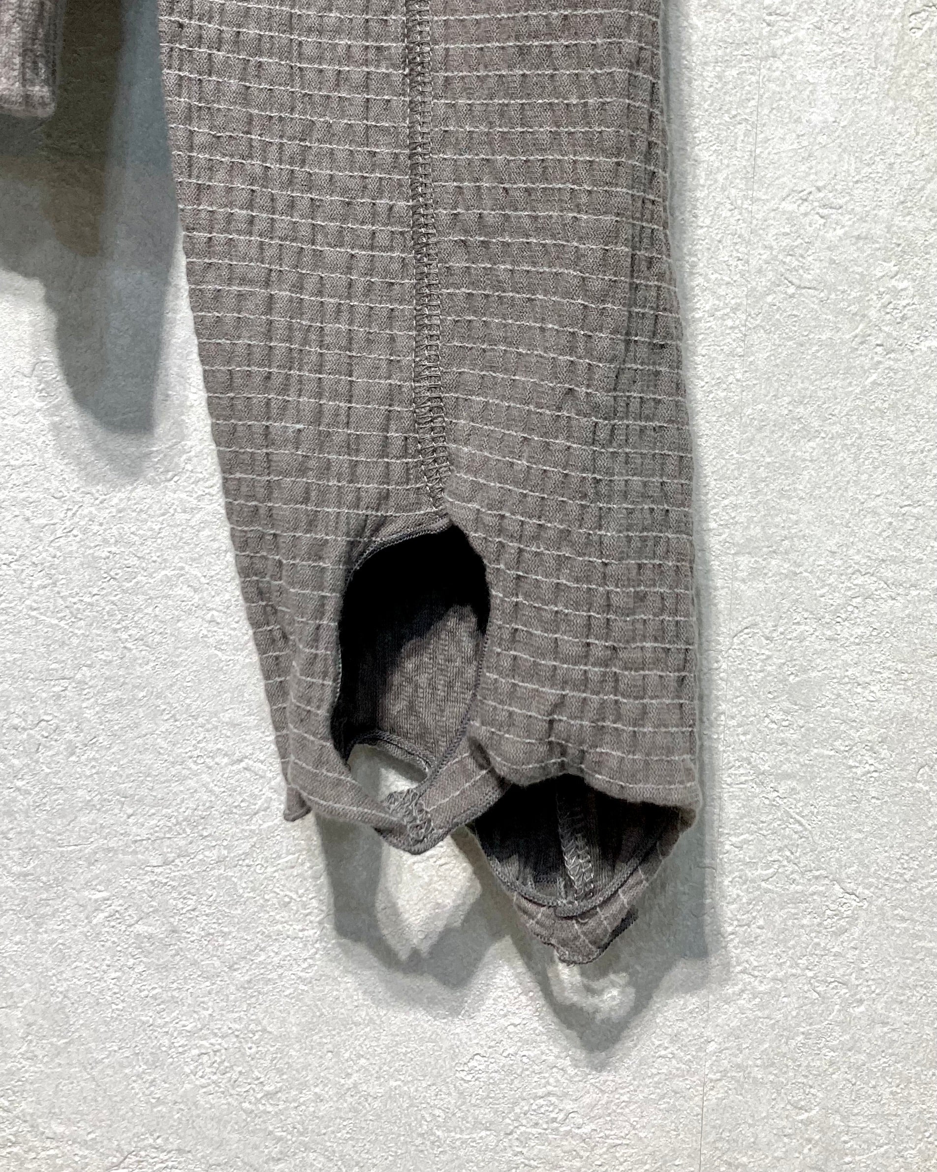 JIAN YE / GUAI HOOD LON T - Gray