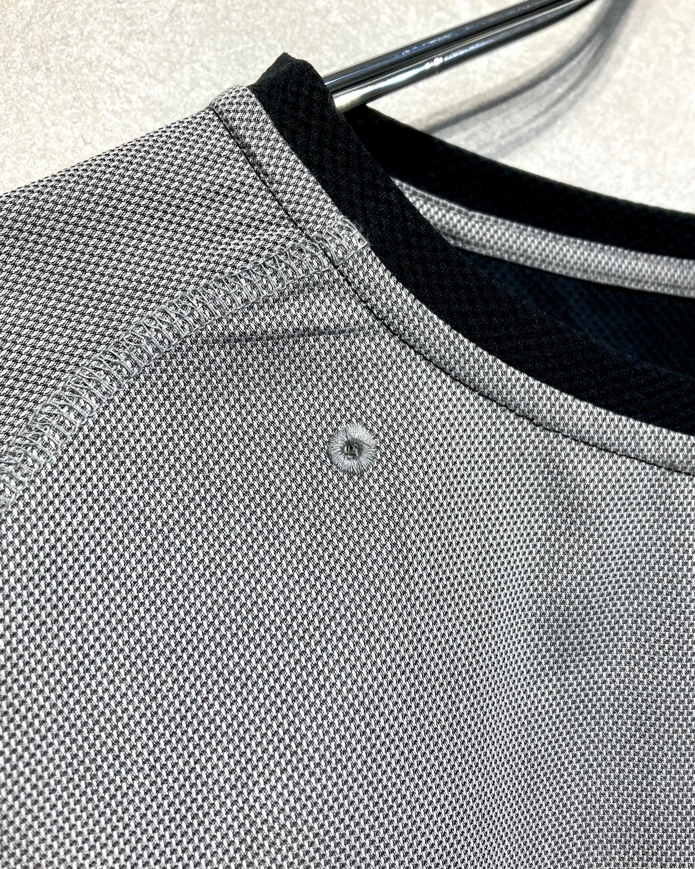 JIAN YE / GUAI TOP - Gray
