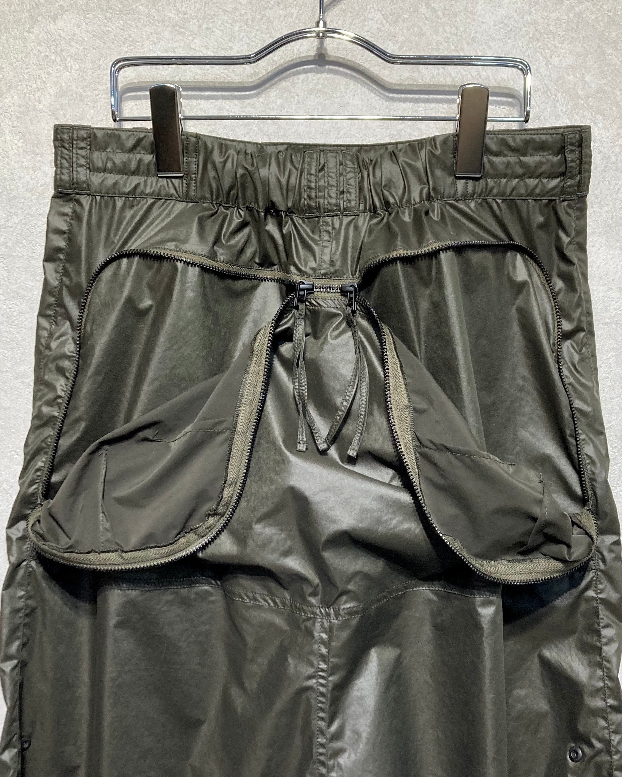 JIAN YE / GUAI MORPH PANTS - Olive