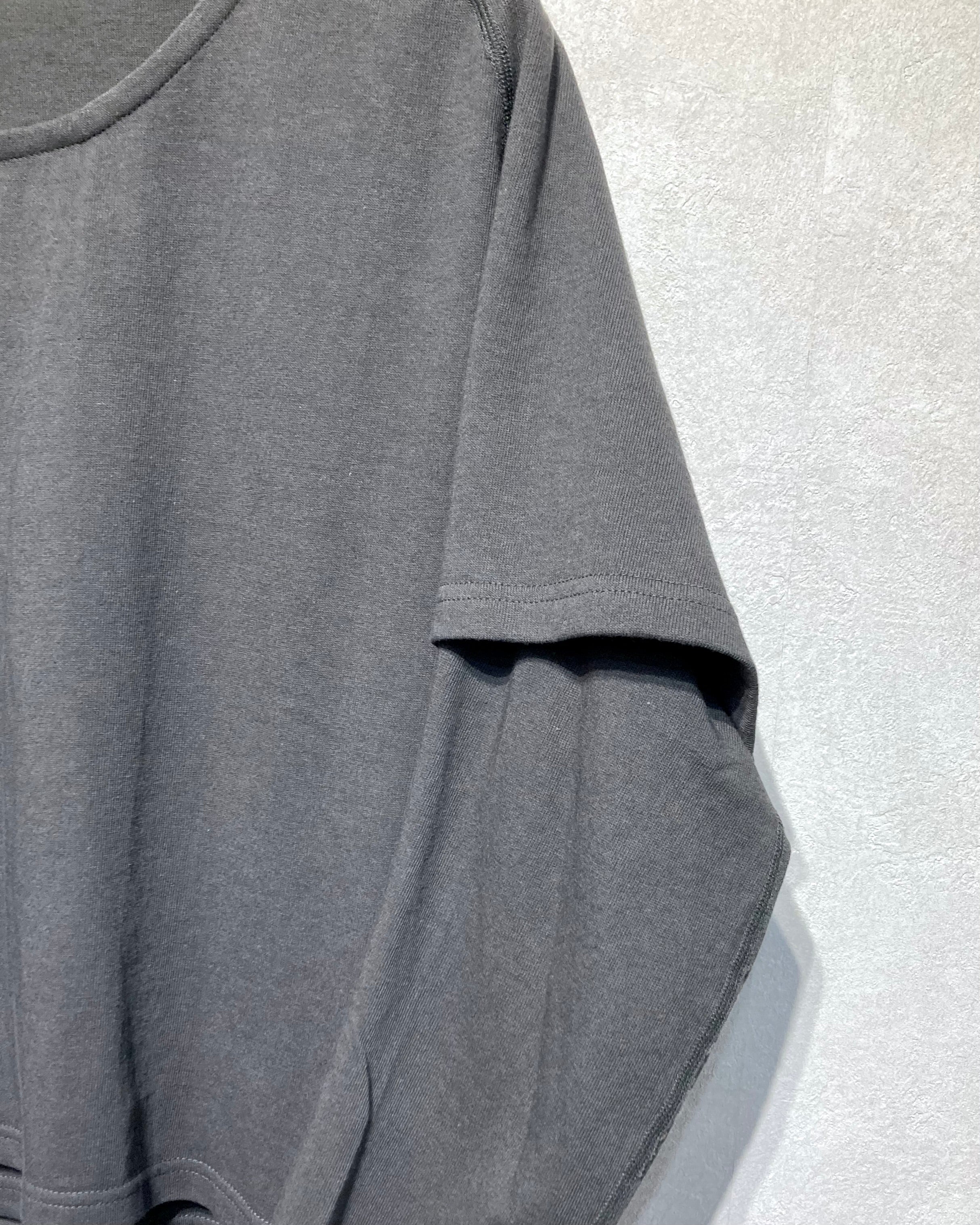 OPPOSE DUALITY / ONE SIDE HALF LONG SLEEVE T-SHIRTS - Gray