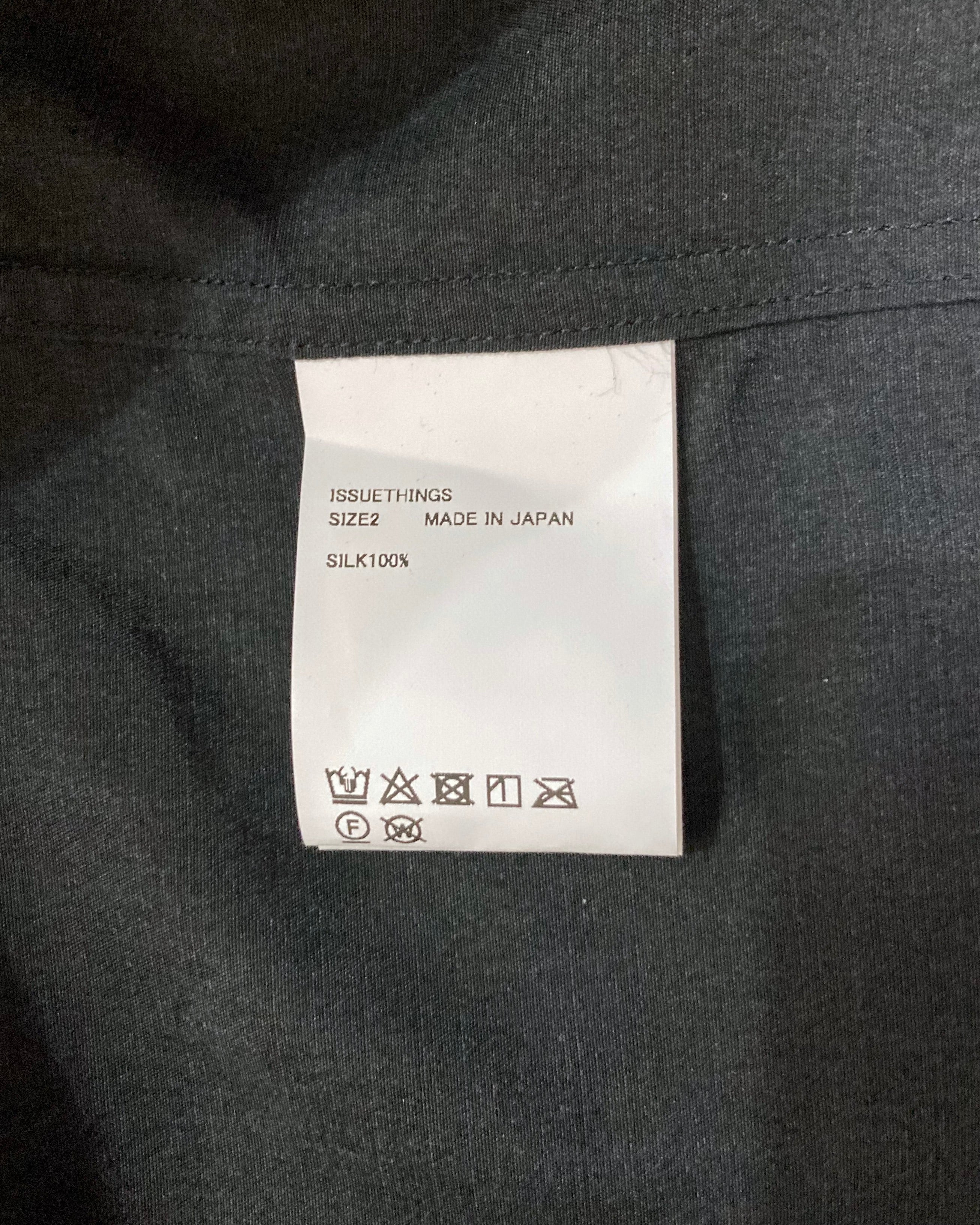 ISSUETHINGS / TYPE102/Shirt/Silk - Black
