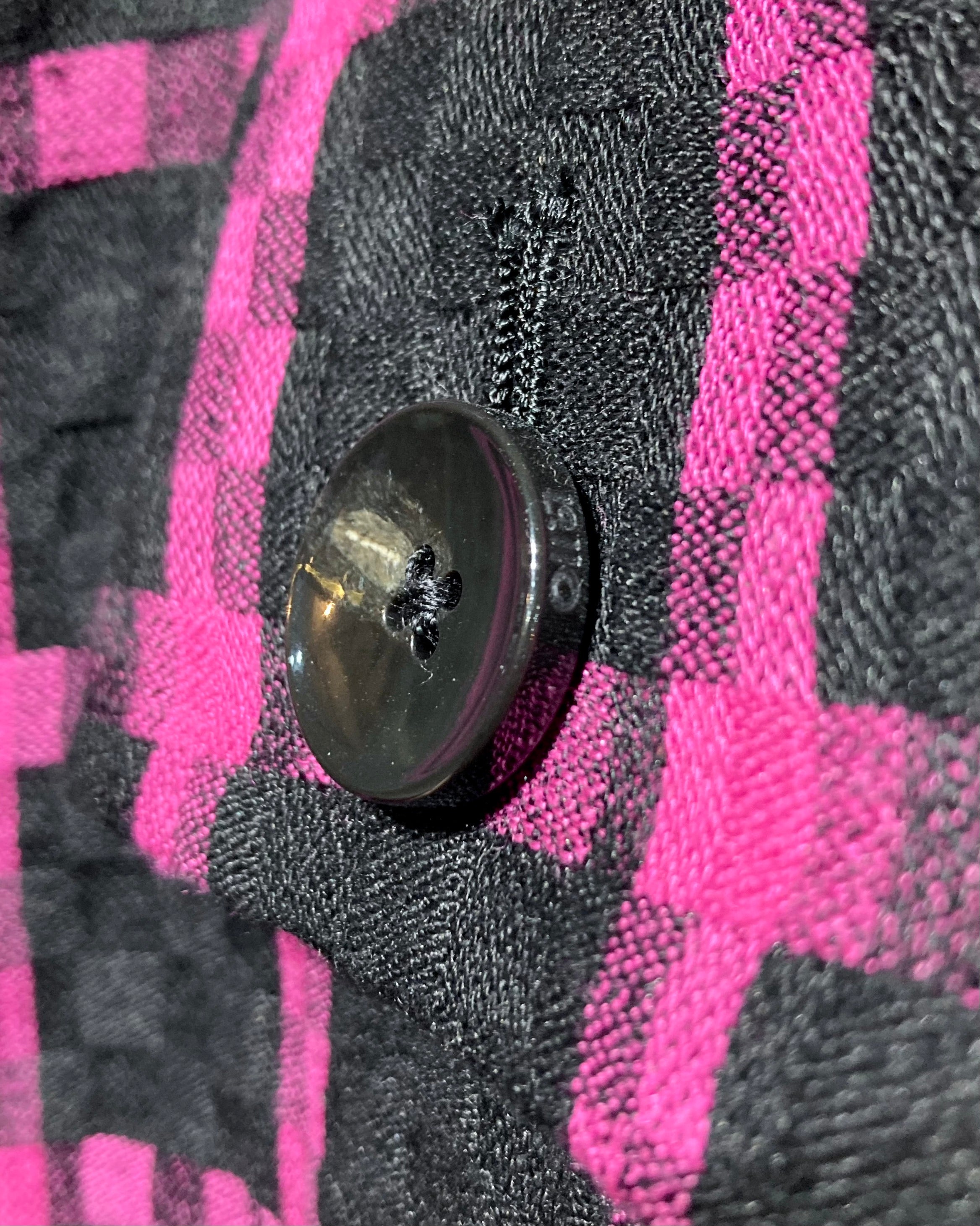 OIRA / KAKKE SHORTS - Linen black pink