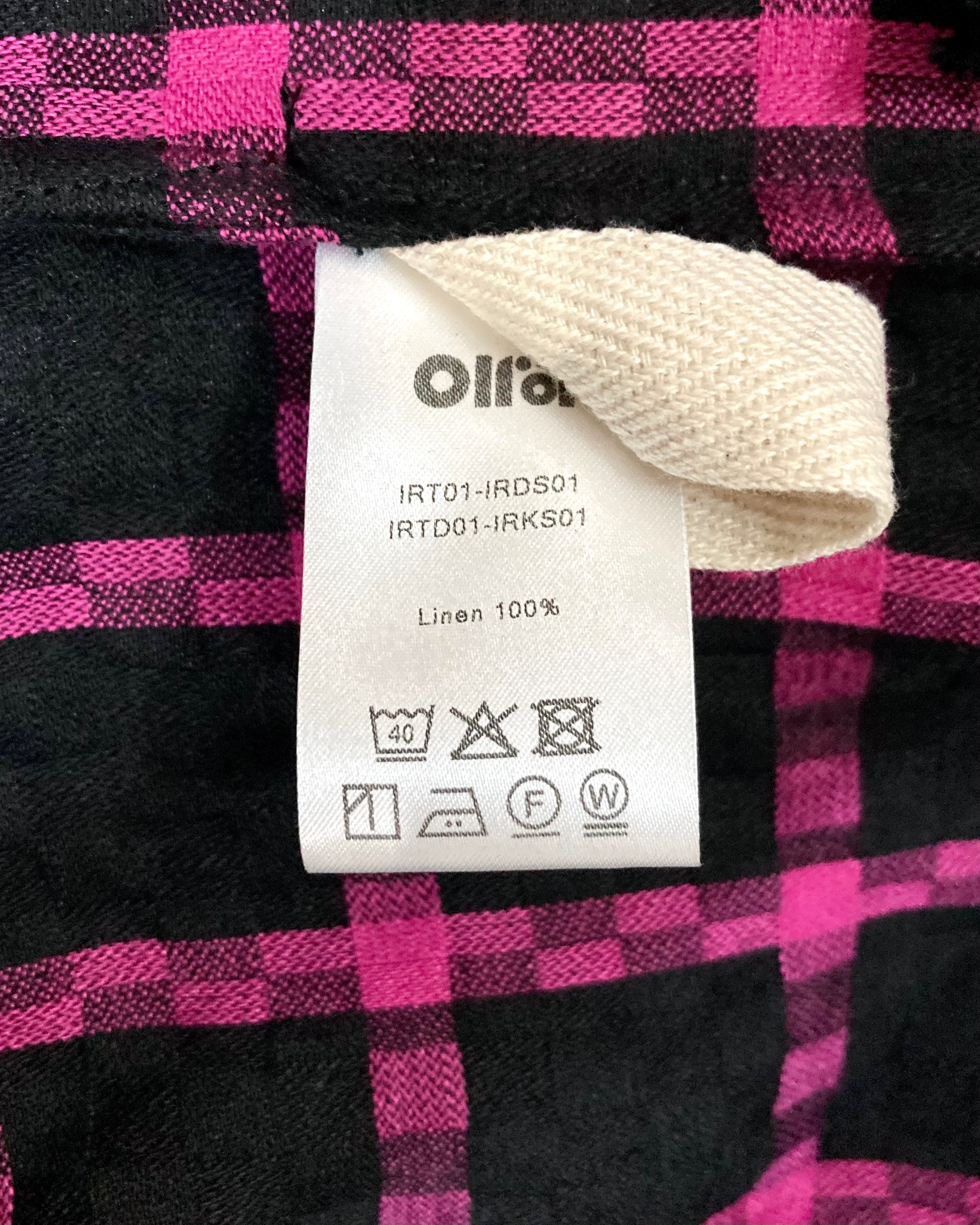 OIRA / KAKKE SHORTS - Linen black pink