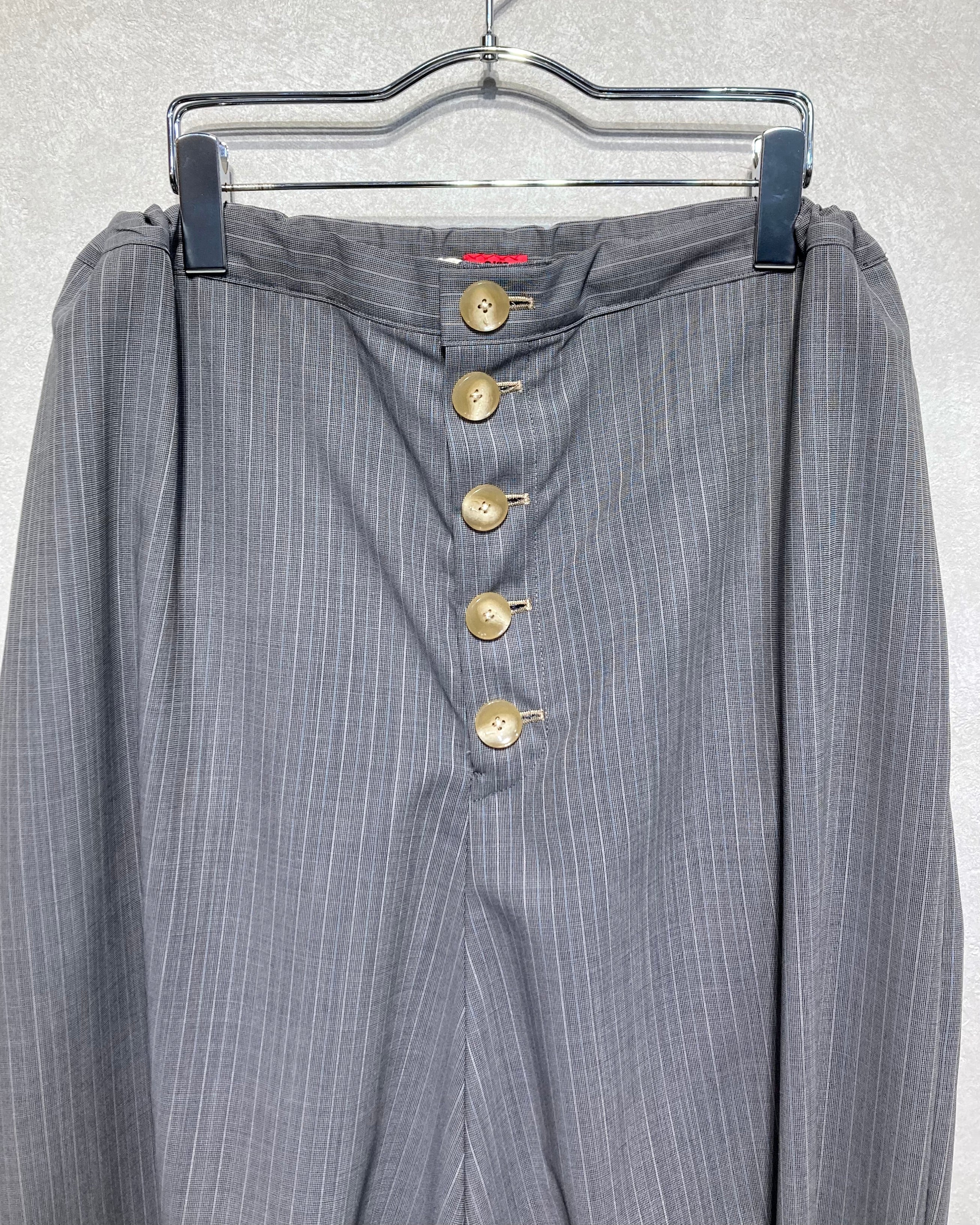 OIRA / KAKKE SHORTS - Summer wool
