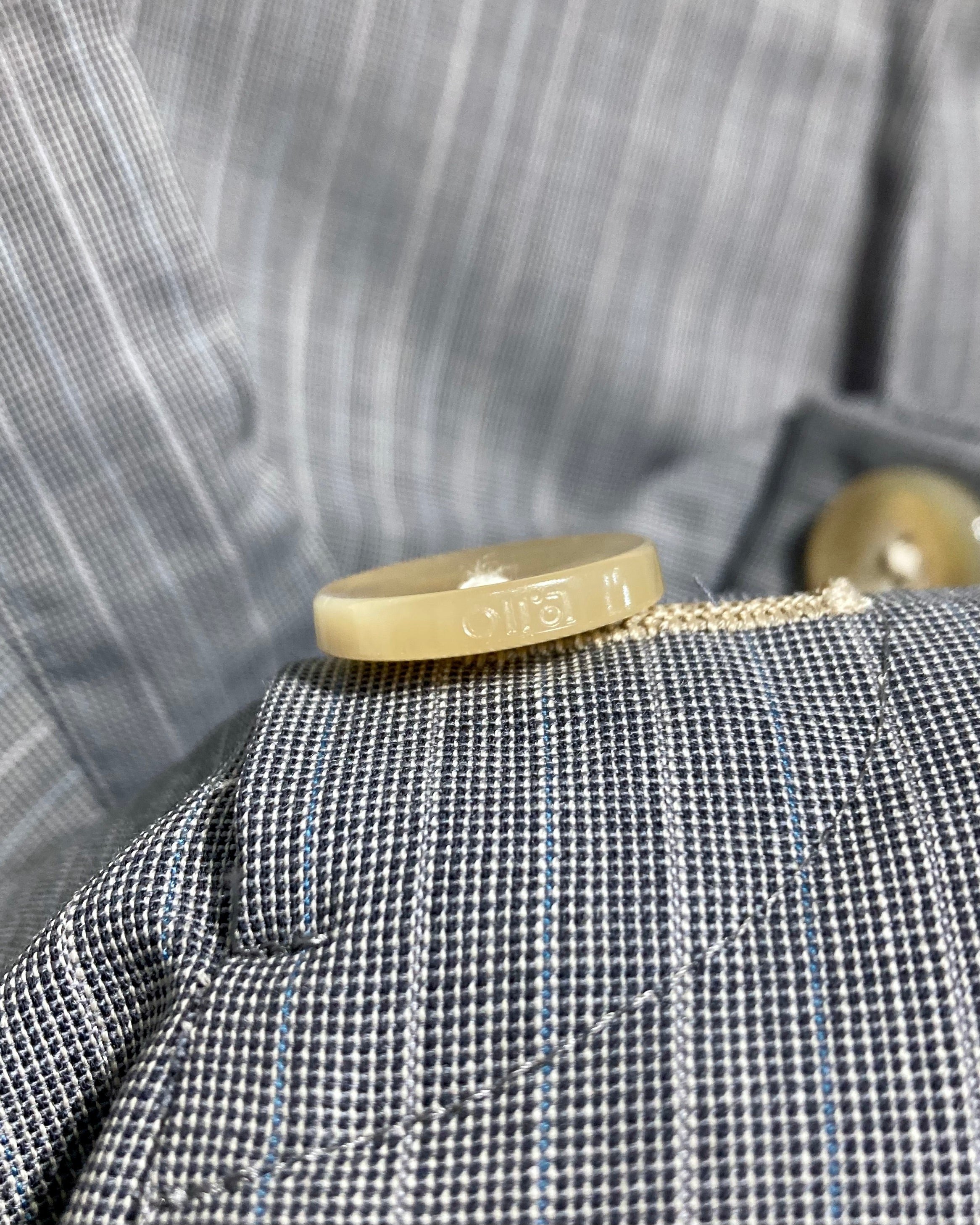 OIRA / KAKKE SHORTS - Summer wool