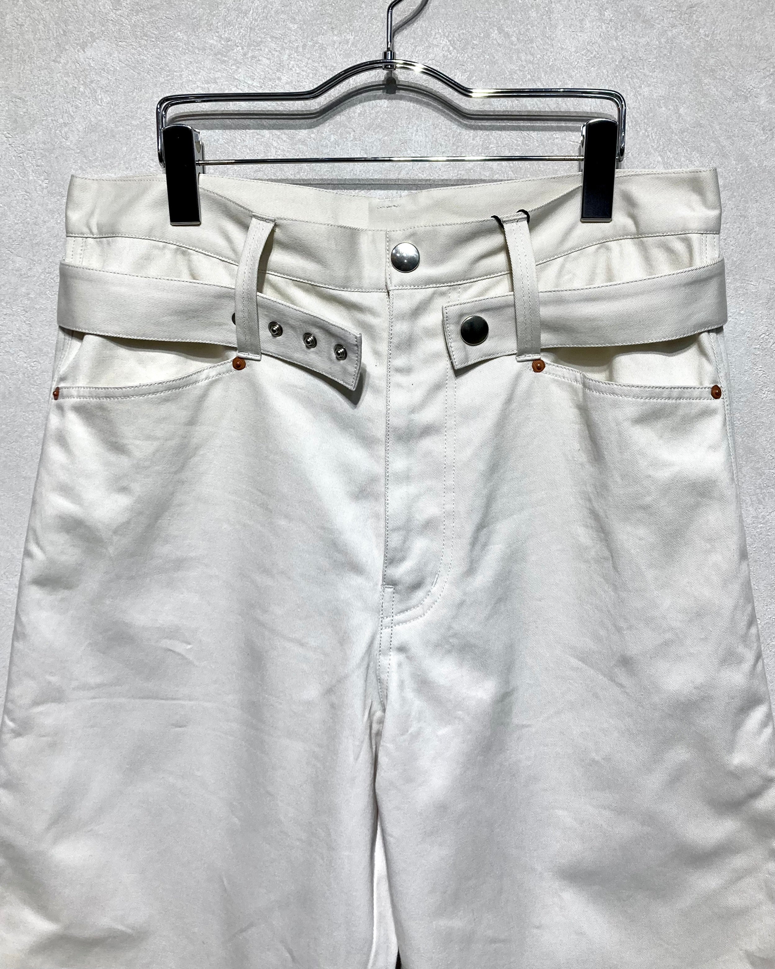 ABELIA EDOWARD GOUCHA / DOUBLE BELT PANTS - Off