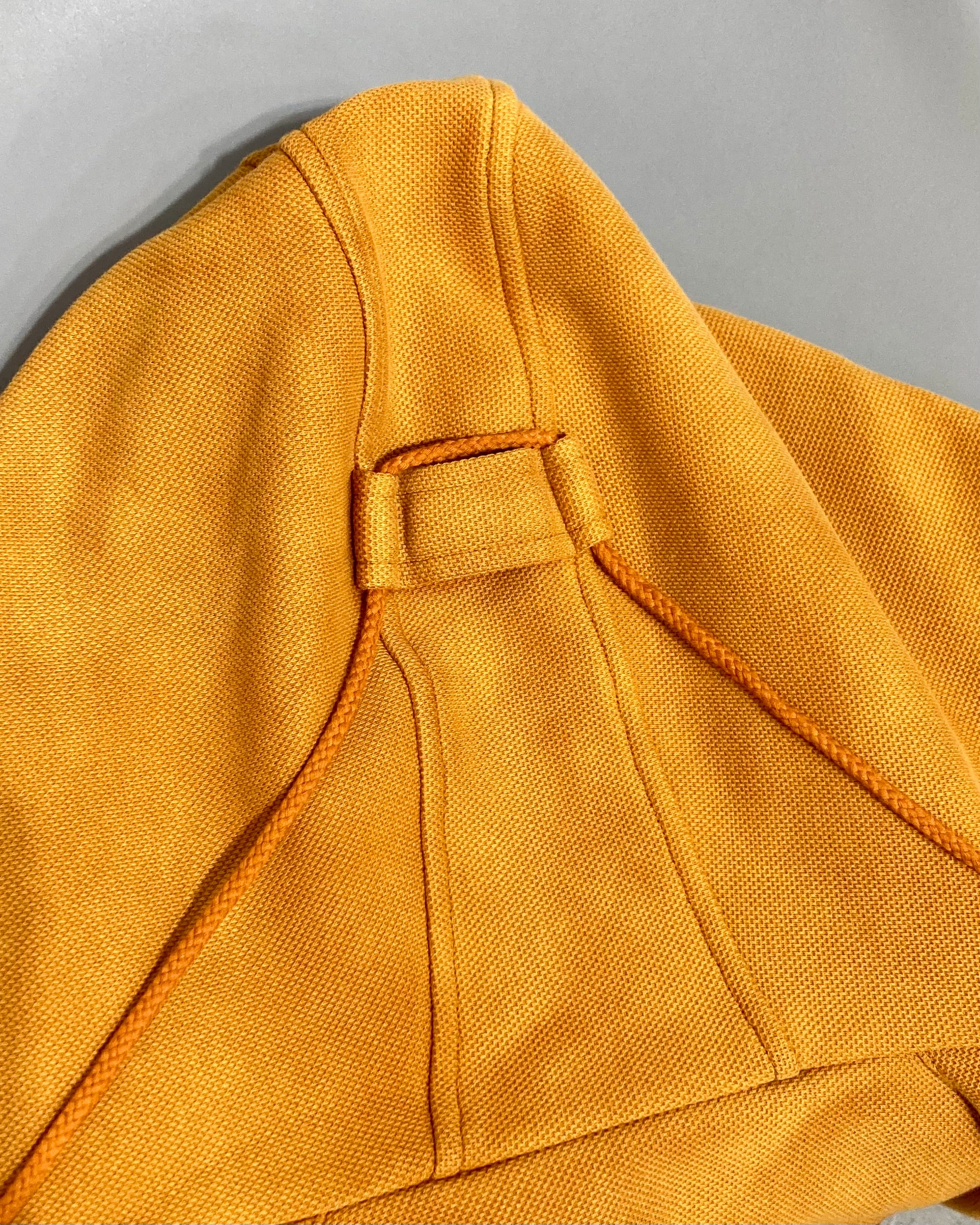 JIAN YE / GUAI MASK HOOD - Mustard