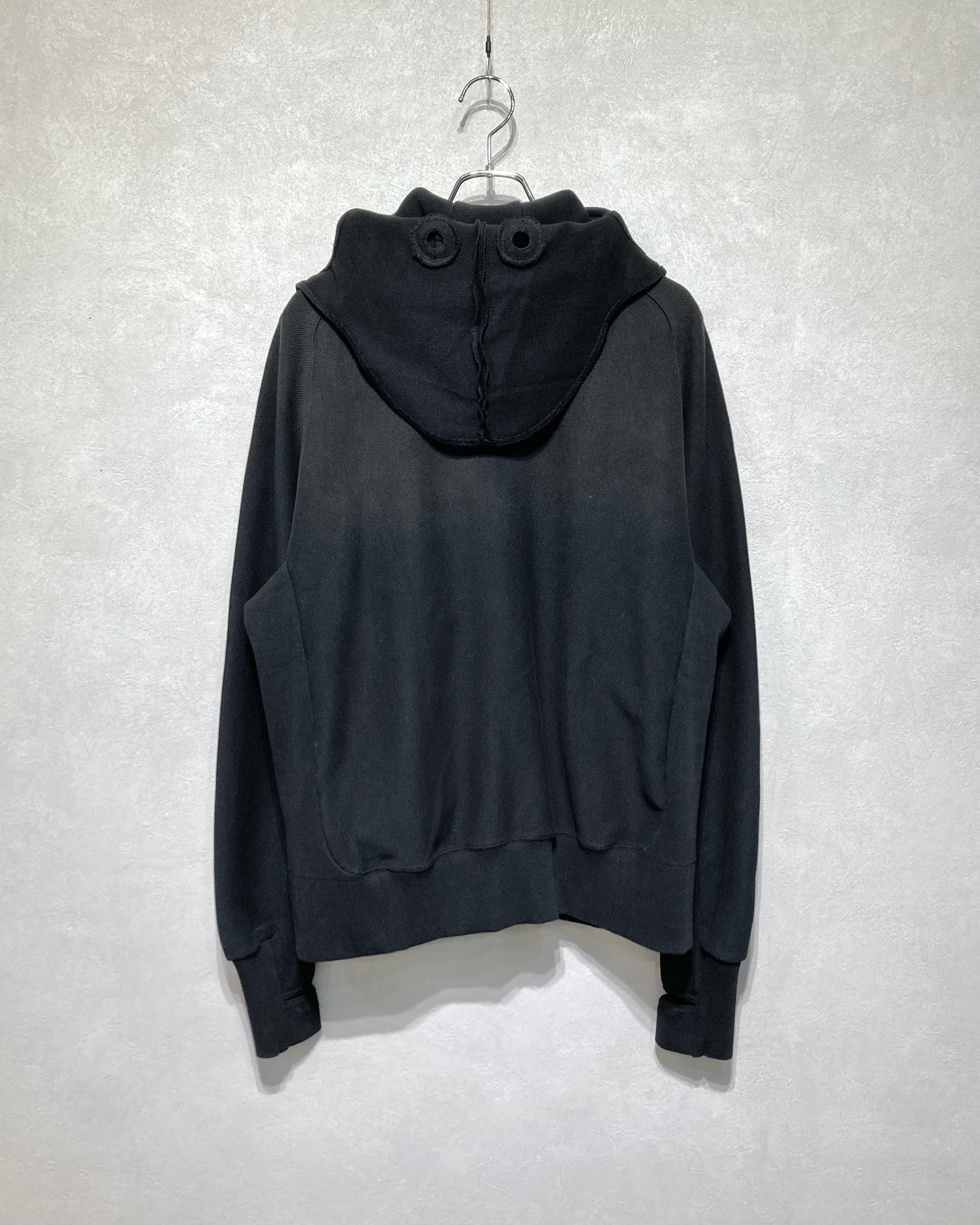 JIAN YE / GUAI MASK HOOD - Black