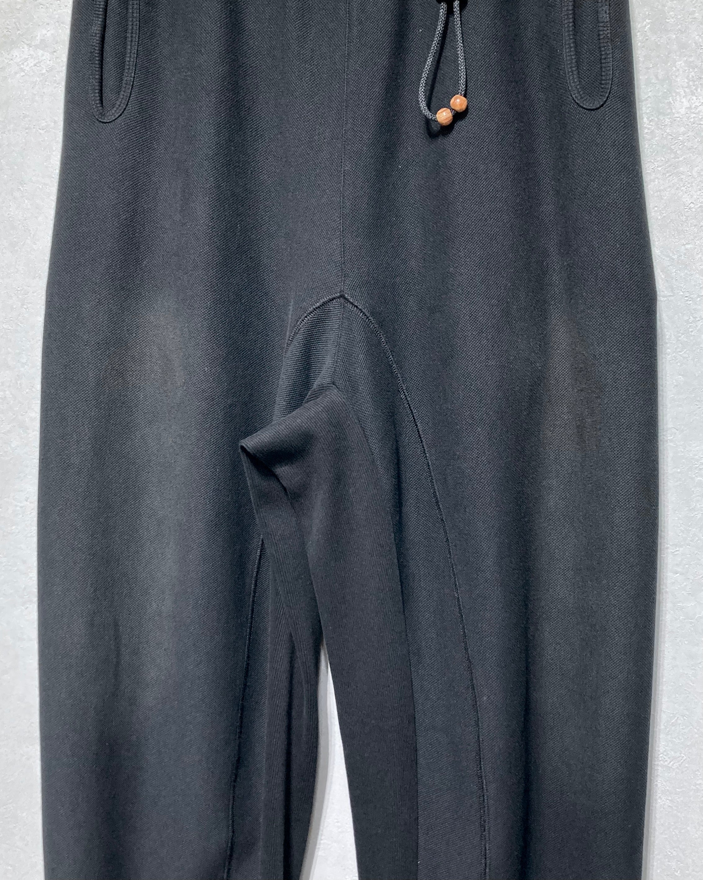 JIAN YE / GUAI SWEAT PANTS - BLACK