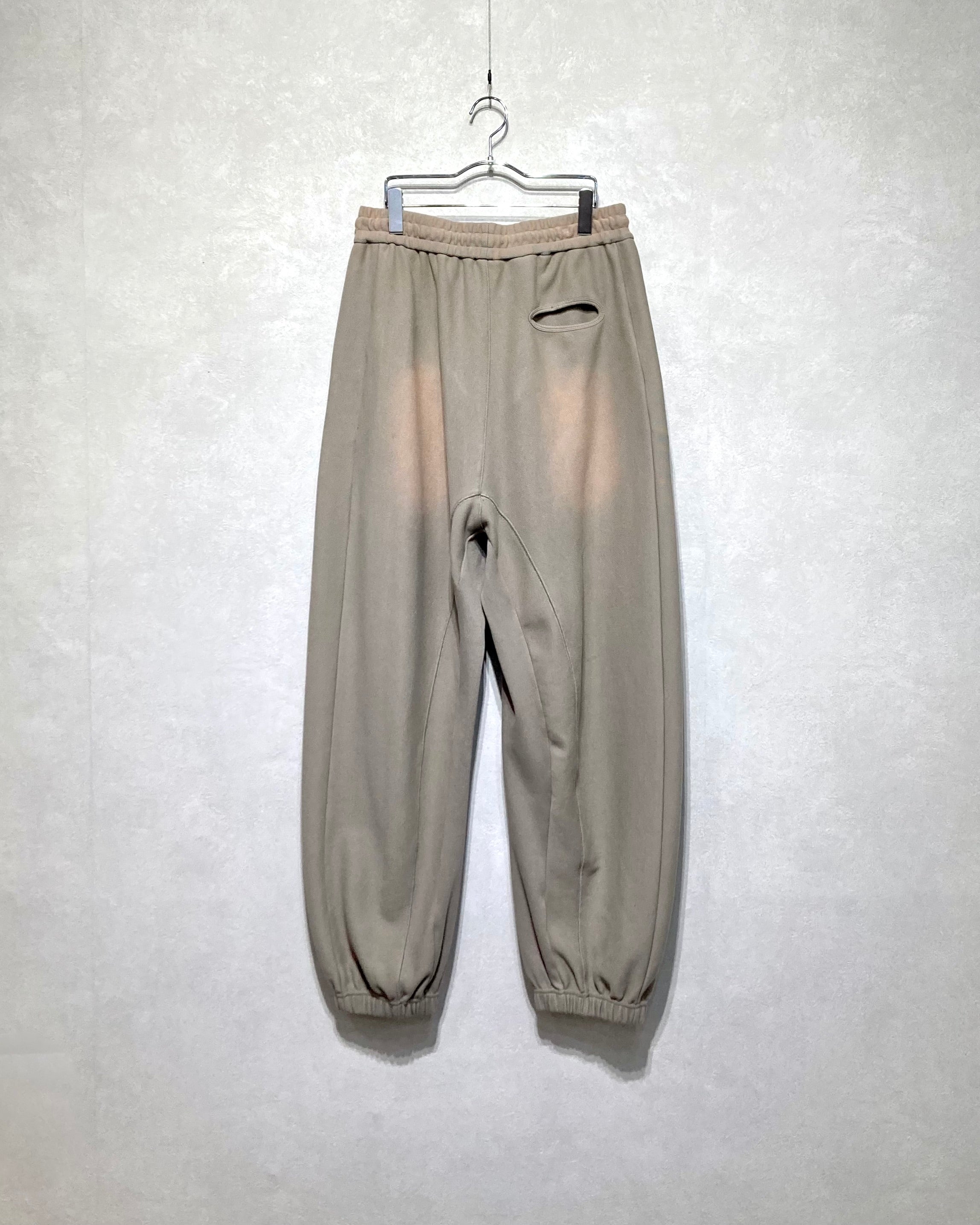 JIAN YE / GUAI SWEAT PANTS - Ecru