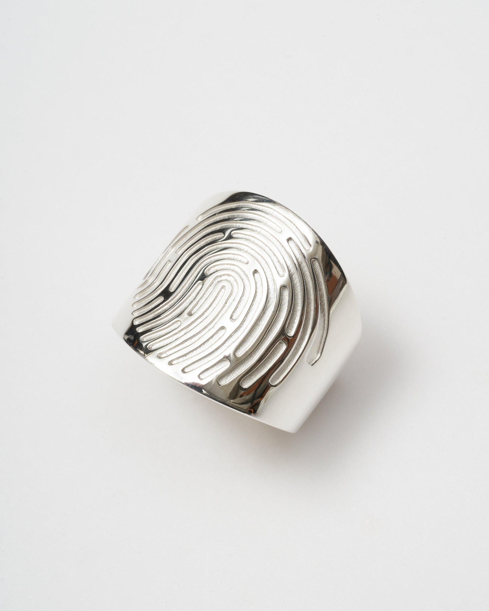 HIDAKA / TOUCH ID RING