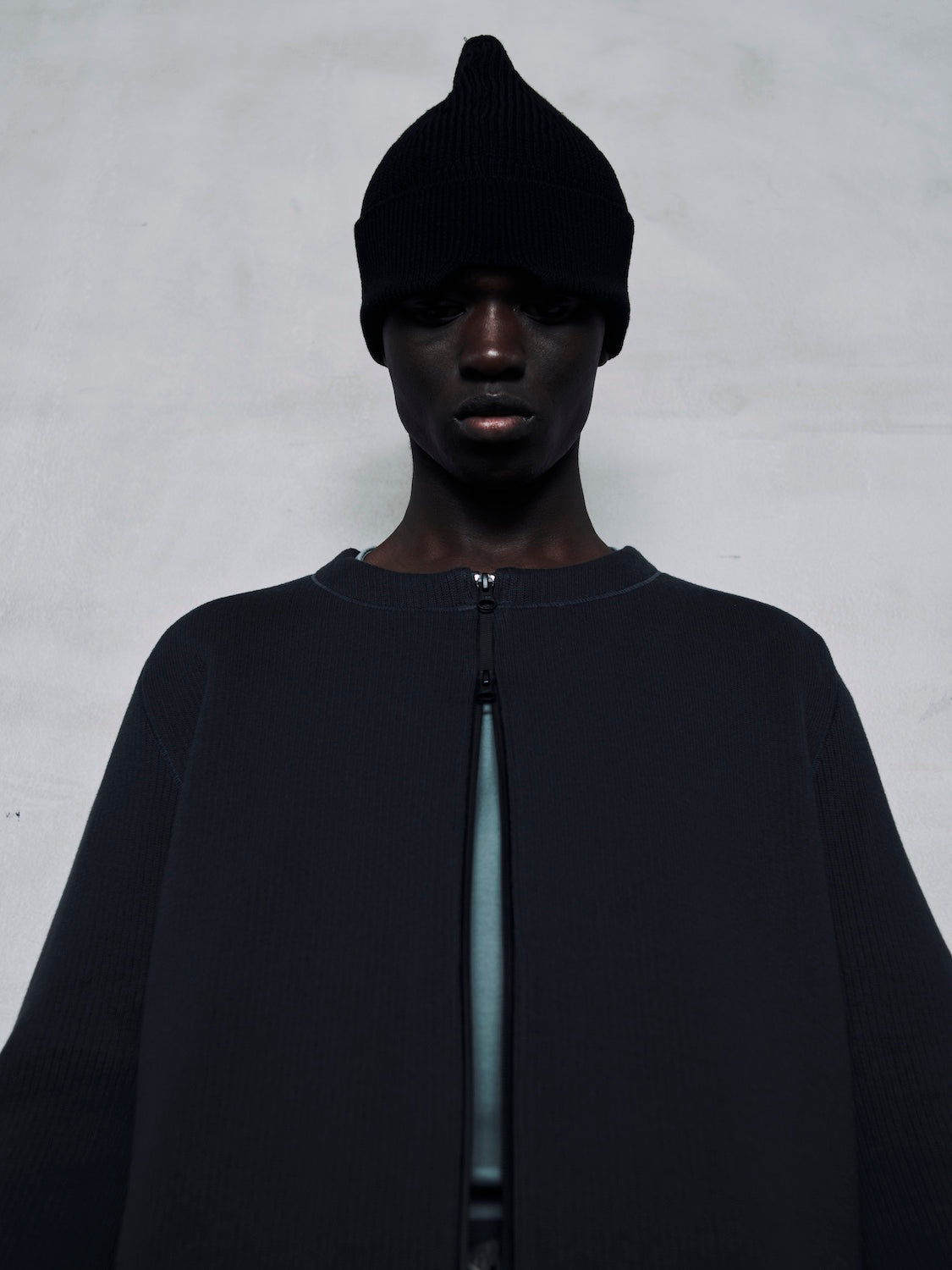 OPPOSE DUALITY / NO COLLAR RIB ZIP TOP - Black